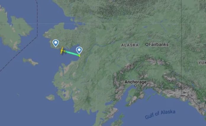 Desaparece avión comercial con diez personas a bordo en Alaska