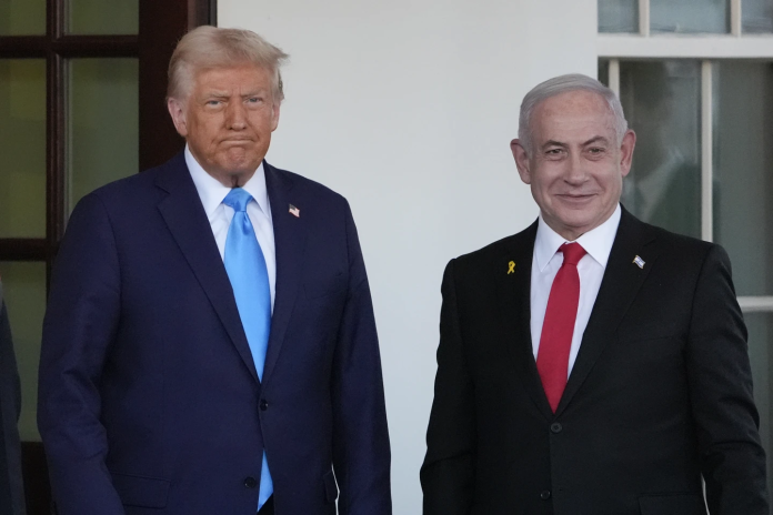 3ra semana de Trump: órdenes ejecutivas, una guerra comercial que no lo fue y una sacudida en el Medio Oriente