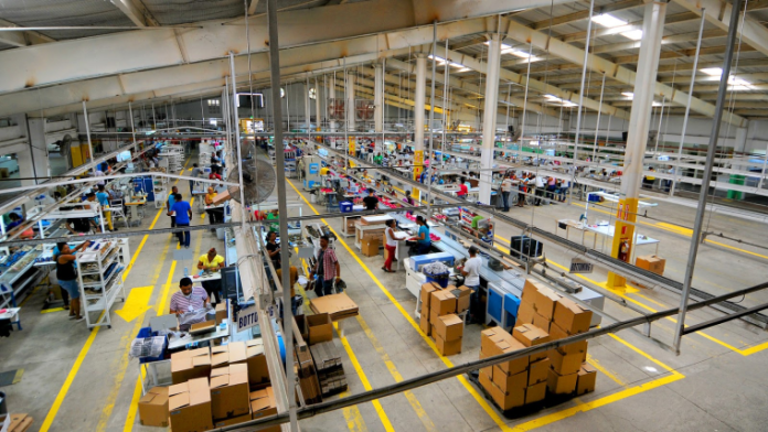 Actividad manufacturera registra aumento en enero