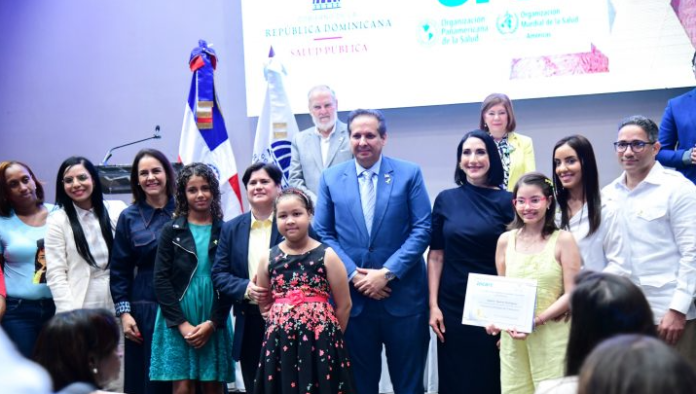 Autoridades enfatizan detección temprana aumenta supervivencia en niños con cáncer