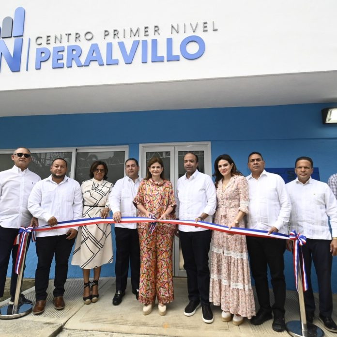 Banreservas respalda entrega Centro de Diagnóstico y Atención Primaria en Peralvillo