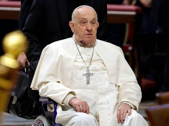 El papa continúa con bronquitis y no lee la catequesis de la audiencia general