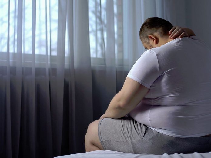 Identifican una hormona que provoca diabetes tipo 2 en personas obesas