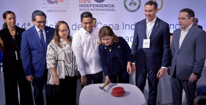 Inicia Copa de Boxeo; vicepresidenta Raquel Peña encabeza apertura