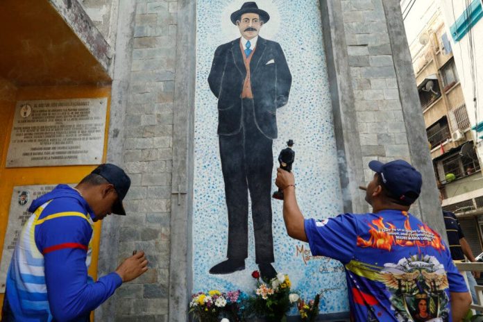 Júbilo en Venezuela por el anuncio de la canonización de su médico José Gregorio Hernández