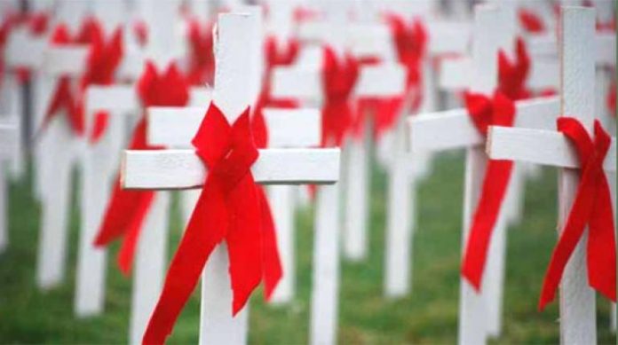 Recortes de EE.UU. pueden provocar un aumento de 400 % de muertes relacionadas con el VIH