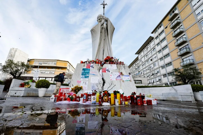 ¿Cómo está el papa Francisco este lunes?