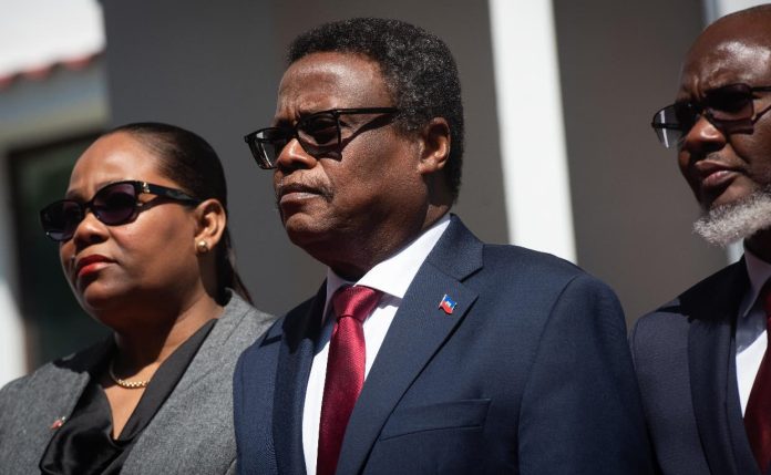 Alphonse Jean asume el Consejo Transición Haití