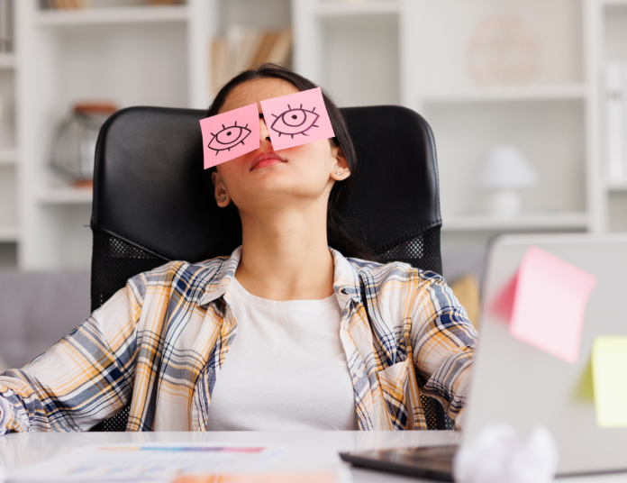 Cultura corporativa tóxica afecta la salud mental de los empleados, según estudio
