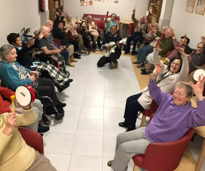 La musicoterapia tiene beneficios en los síntomas de depresión en personas con demencia