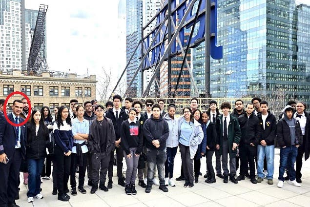 Piloto RD lleva más de 40 estudiantes a centro operaciones Piloto RD lleva más de 40 estudiantes a centro operaciones Jet Blue en NY