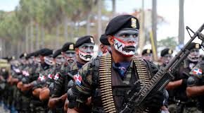 Más del cincuenta por ciento del equipo de armamento militar ya es obsoleto y del que pasa cinco años, prácticamente la totalidad y lo mismo abarca a la policía y mecanismos de inteligencia y data