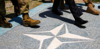 General italiano: «Una derrota estratégica parece cernirse sobre la OTAN»