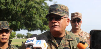 Patrullaje de aeronaves en la frontera son rutinarios, dice ministro de Defensa