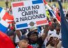 Mientras en EEUU sus autoridades vejan a los inmigrantes ilegales. Amnistía Internacional solo mira y señala a República Dominicana, y olvidando, que este país es libre y soberano y su pueblo y aun cuando no lo parezca, en esta materia, no acepta chantaje alguno