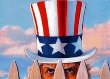 Si Trump cumple su amenaza de invadir a Venezuela con el pretexto de derrocar al régimen legal allí, automáticamente abre las puertas para la peor confrontación que EEUU tendrá con toda Latinoamérica y el Caribe, y la que le generará no menos de 500 mil millones de dólares en pérdidas de esos mercados