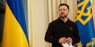 Morder la mano que le da de comer: el ‘talento’ de Zelenski que nunca falla