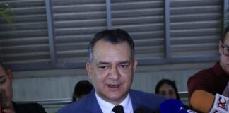 El presidente de la JCE advierte portadores de cédula falsa «van a caer presos» si van a renovarla