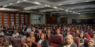 Promueven capacitación en innovación tecnológica para abogados