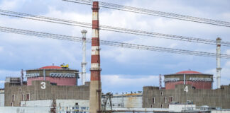 Ucrania ataca la infraestructura que alimenta la mayor central nuclear de Europa