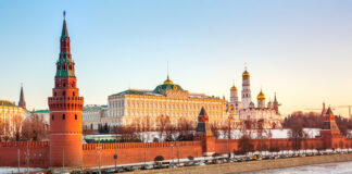 Kremlin: Rusia ofrece a EE.UU. cooperar económicamente