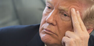 Trump evalúa acción militar para forzar caída de cúpula iraní si Teherán no renuncia a programa nuclear