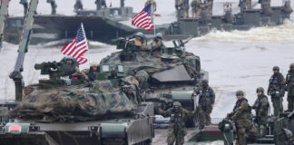 Calculan cuánto aguantaría el poder militar de EE.UU. en caso de un ataque contra Irán: cuatro y cinco días de intenso asalto aéreo, o una semana de ataques de menor intensidad