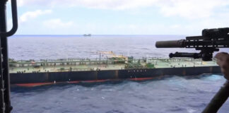 EE.UU. intercepta un petrolero en el océano Índico por «violar» el bloqueo a Venezuela de Trump