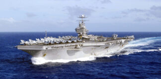 El CGRI afirma haber atacado con misiles balísticos el portaviones USS Abraham Lincoln