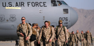 «Los estamos esperando»: La potente advertencia del canciller iraní sobre una posible invasión terrestre de EE.UU.