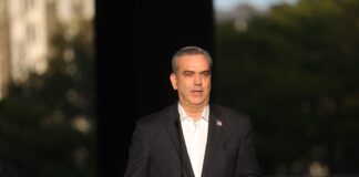 ¿Con qué autoridad el presidente de EEUU manda a asesinar al jefe de Estado de Irán, invadir a Venezuela y secuestrar a su presidente y luego meterlo preso en una cárcel federal en Nueva York? ¿Ya el derecho internacional no se aplica?