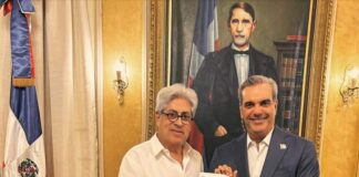 Desde su asesor hasta escritores: Abinader y las 22 naturalizaciones privilegiadas de su gestión