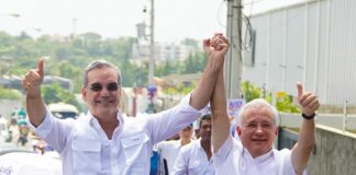 Entonces quiere decir, que un senador se declara independiente del partido que le llevó a la curul y también es de los legisladores que se oponen a las candidaturas independientes a las de los partidos y encima, todos los partidos aceptan su vulgar desafuero y en el fondo, una jugada maquiavélica de Abinader?