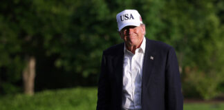 Trump pospone su «ataque programado» contra Irán para mañana a petición de líderes de Oriente Medio