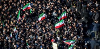 «El puño de hierro»: La respuesta de Irán tras la decisión de Trump de posponer el ataque