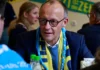 Friedrich Merz dice en un acto público con protestas que no mandaría a sus hijos a EE UU a formarse