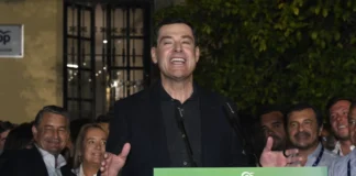Andalucía da oxígeno a Vox: Moreno gana y Sánchez entierra al PSOE