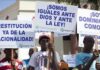 Por una decisión personal del entonces presidente del Tribunal Constitucional, Milton Ray Guevara (78 años) dominicano de tercera generación descendiente de cocolos y al emitir la sentencia 168-13, que al aplicarla de manera retroactiva, se aplica a los hijos de inmigrantes “ilegales” nacidos desde el 1929
