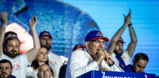 Arrancan elecciones cruciales en Armenia
