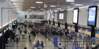 Venezolanos buscan rutas alternas tras suspensión de vuelos directos entre República Dominicana y Venezuela