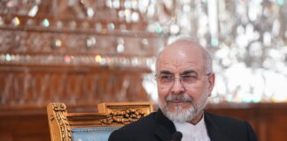 Jefe del Parlamento de Irán: «Prevalecimos sobre las principales potencias militares del mundo»