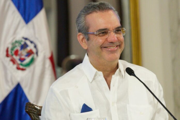 Presidente Abinader viajará a Santiago este miércoles