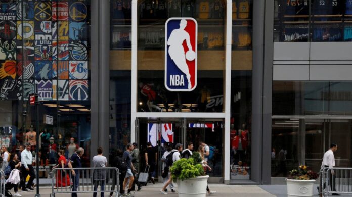 Acusan a 18 exjugadores de la NBA de defraudar 4 millones a su seguro médico
