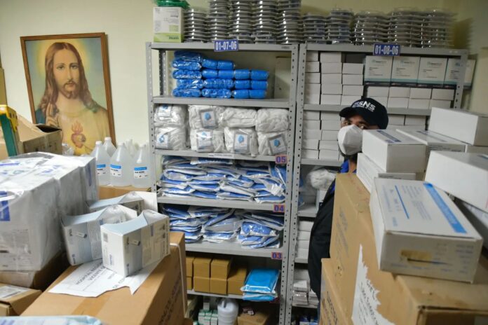 Autoridades desmienten falta de insumos y material gastable en hospital San Vicente de SFM  