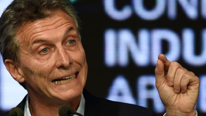 Citan a declarar a Macri por espionaje a familias de víctimas de submarino