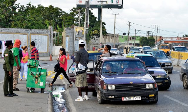 Ciudadanos deberan mostrar tarjeta de vacunacion para utilizar transporte publico