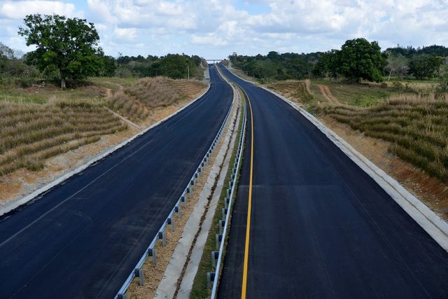 Exoneraran pago de peaje a vehiculos de categoria 3 en