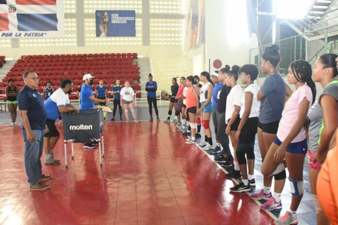 Guerreras Voleibol Club evalúa jugadores