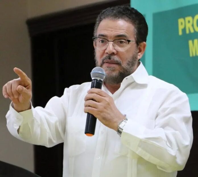 Guillermo Moreno: «Es posible presupuesto sin déficit y sin más endeudamiento»