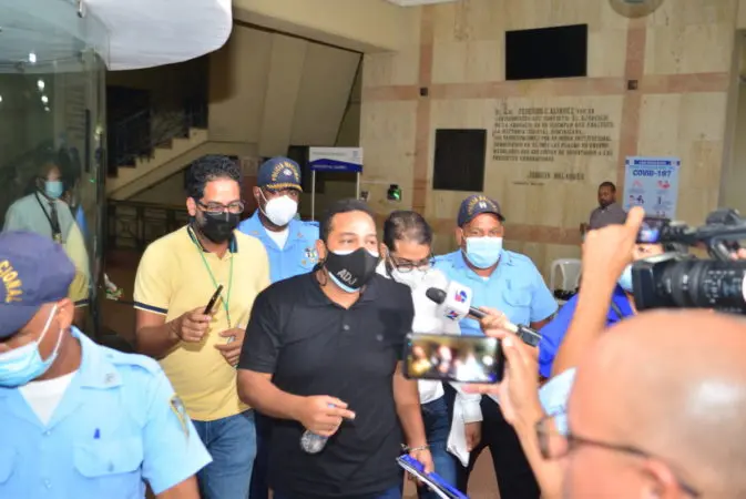 Imponen 18 meses de prision preventiva a dos hermanos implicados